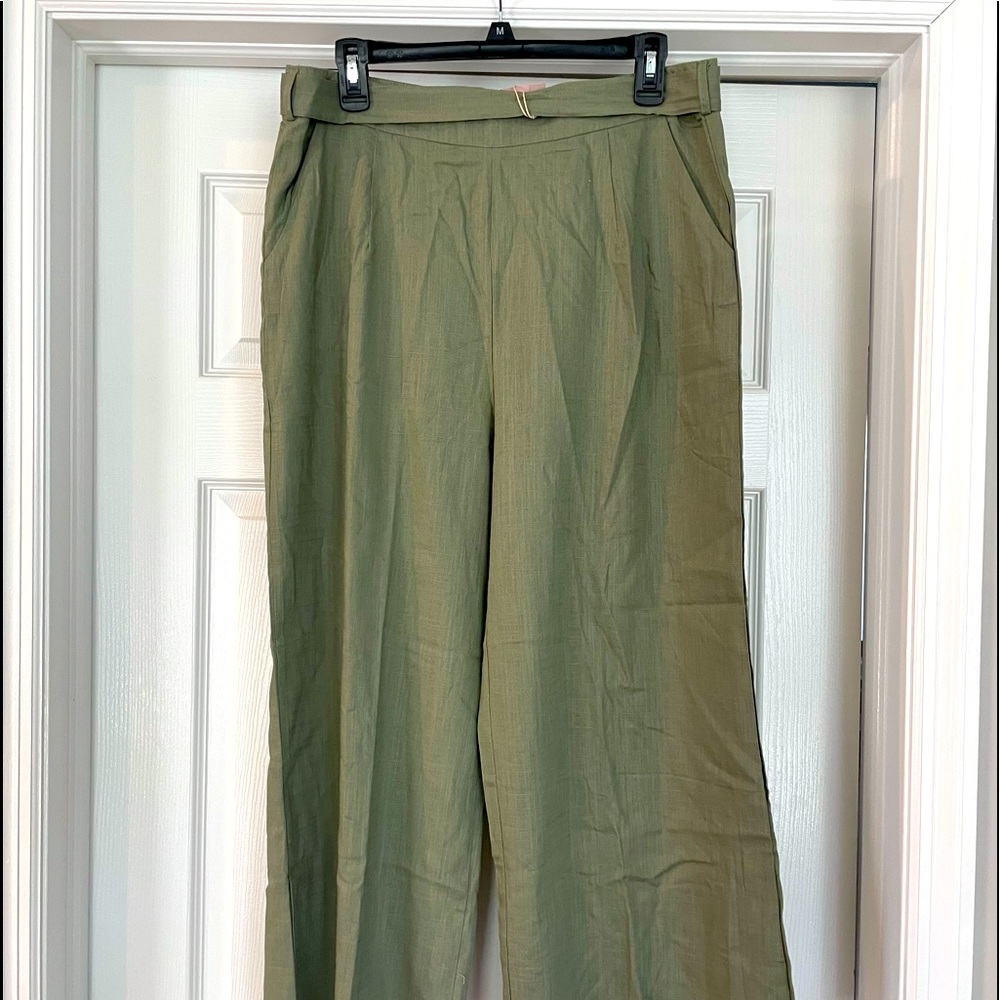Woman’s Pants